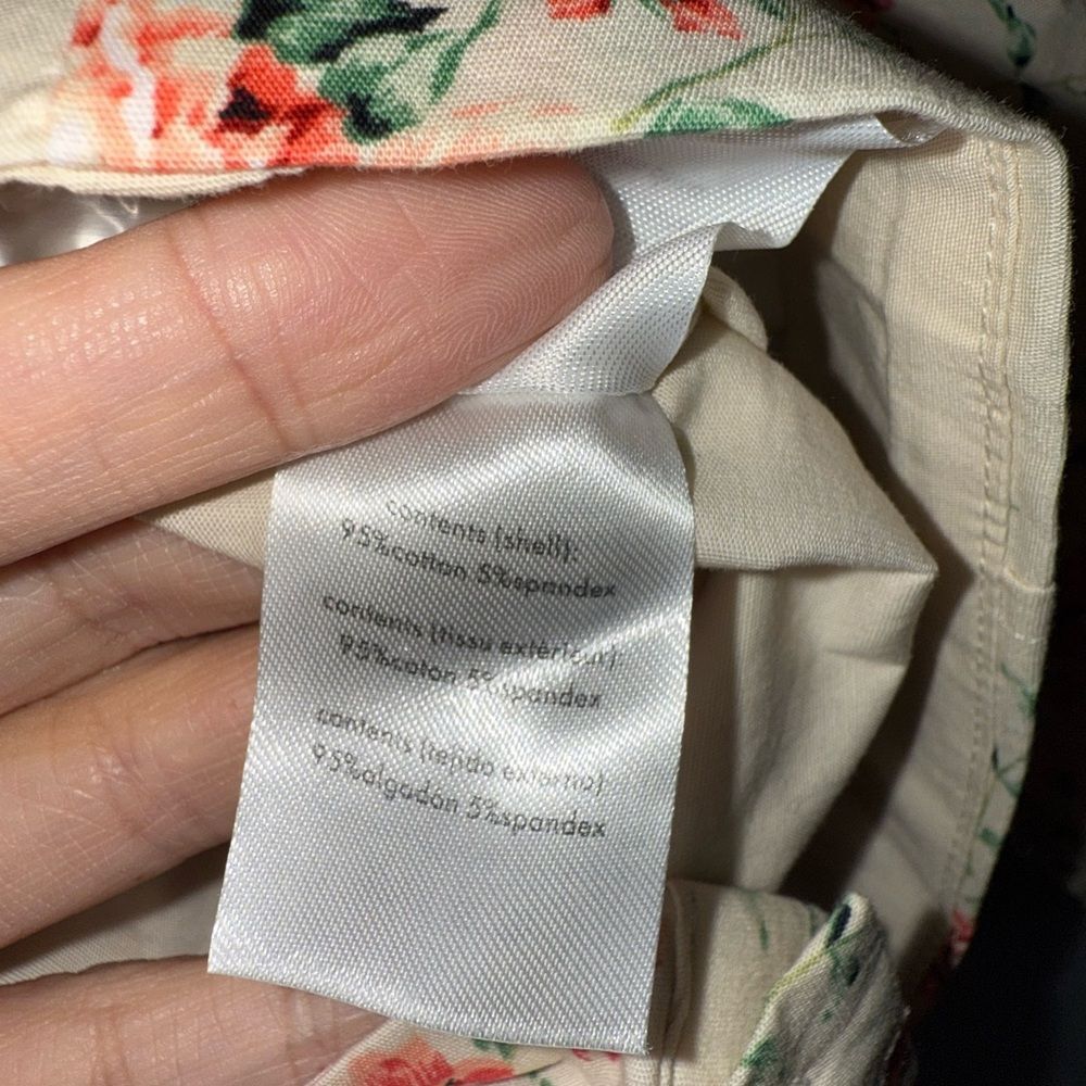 We wore what women’s floral ruched cup crop top size Small NWT feminine romantic - Picture 8 of 10